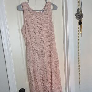 Elegant Pink Lace Midi Dress